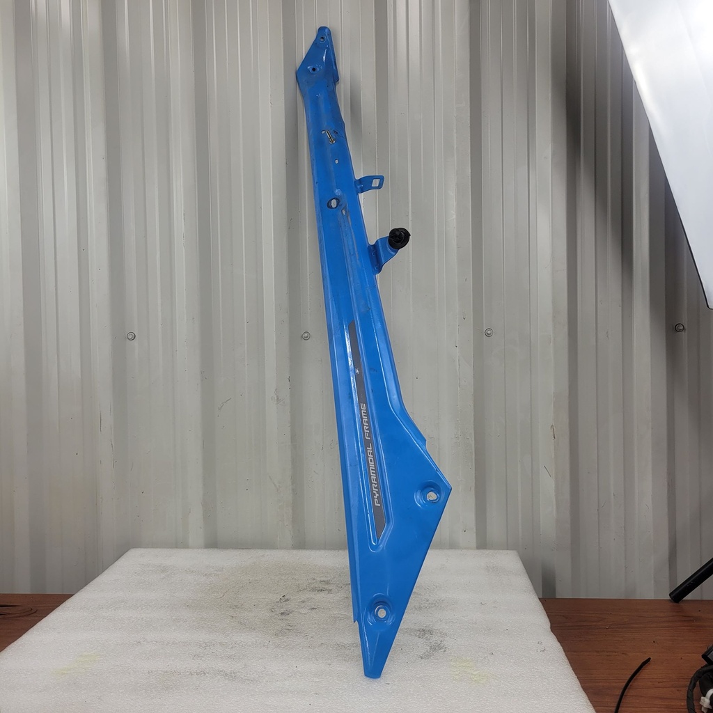 (new ref. 518331055) gulfstream blue, rh member gulfstream blue