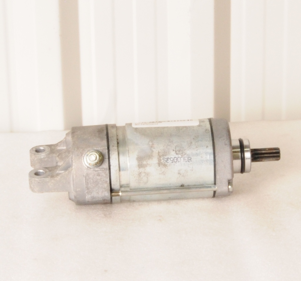 (new ref. 8gl-81890-01-00) motor assy