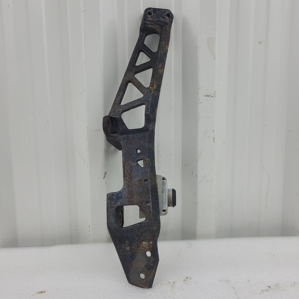 reinf., frame front 4