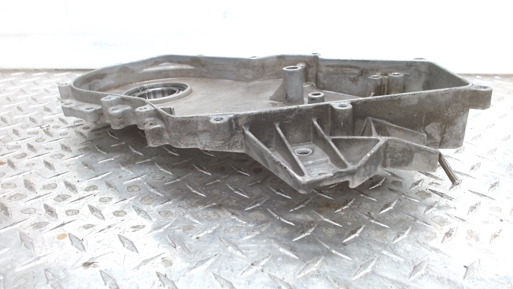 chain case assembly (inc. 2-8)