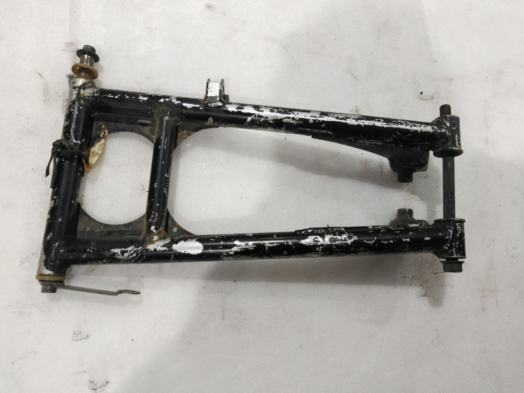 FRONT LOWER ARM LEFT