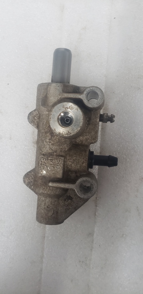 master cylinder assembly