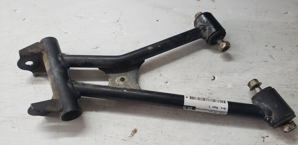 arm, rear 1 (ymus)