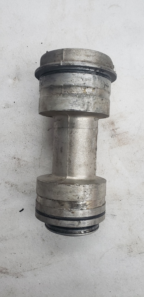 Hub, Rear - 1S3-25311-01-00 YAMAHA