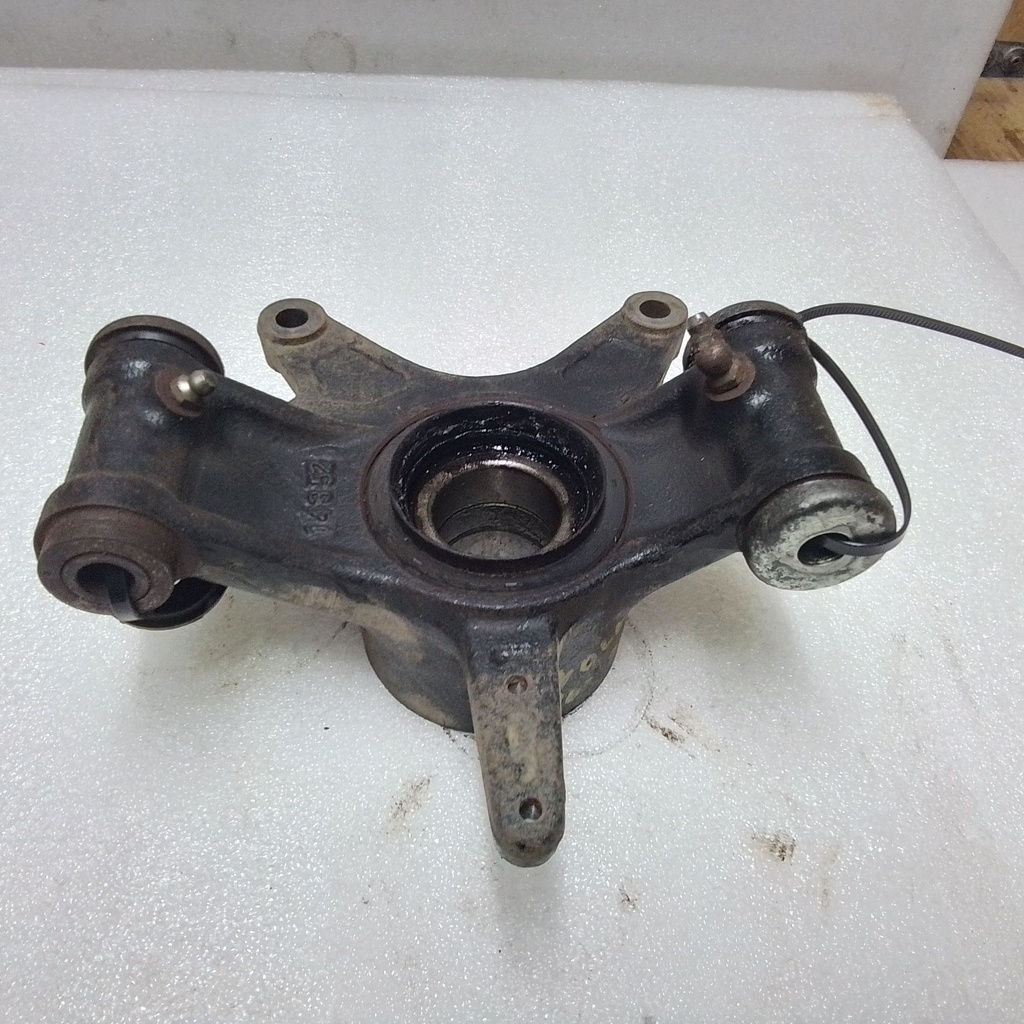 rear knuckle assy