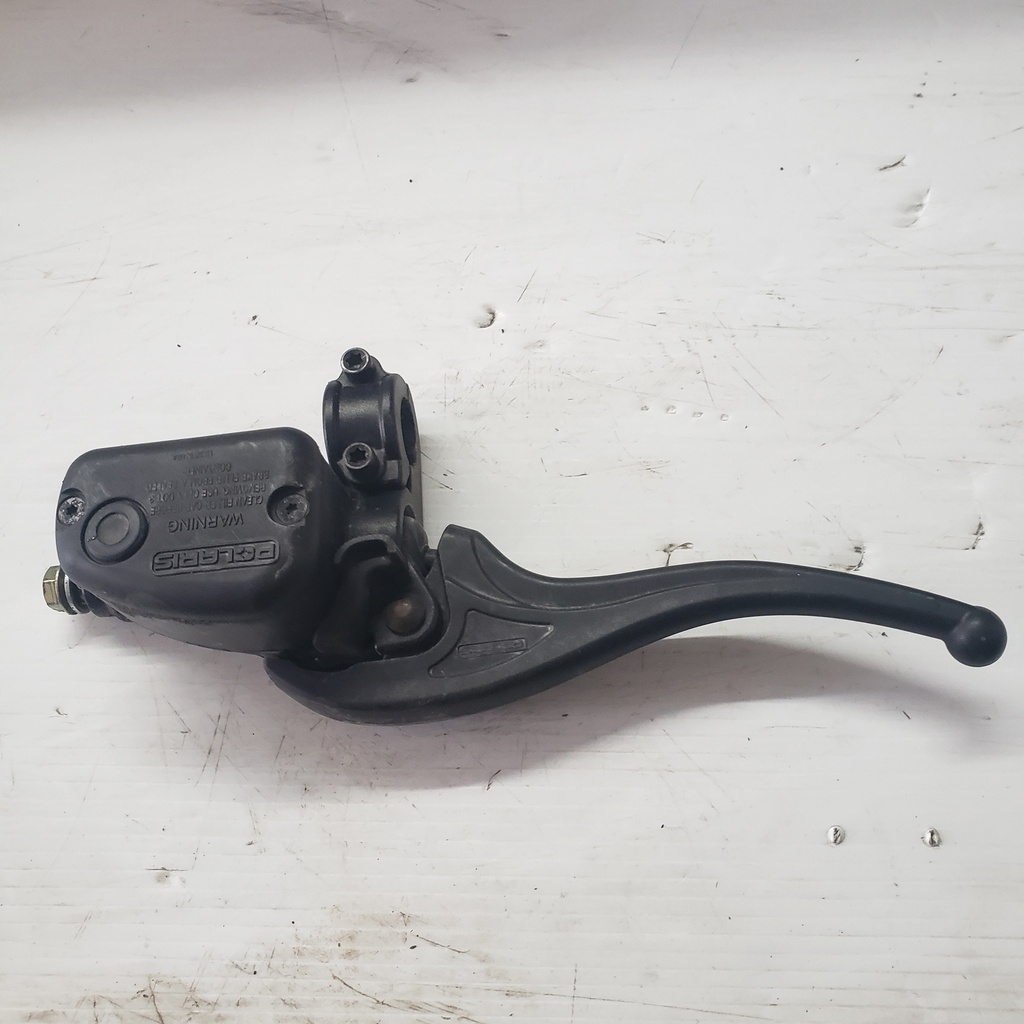 MASTER CYLINDER ASSEMBLY