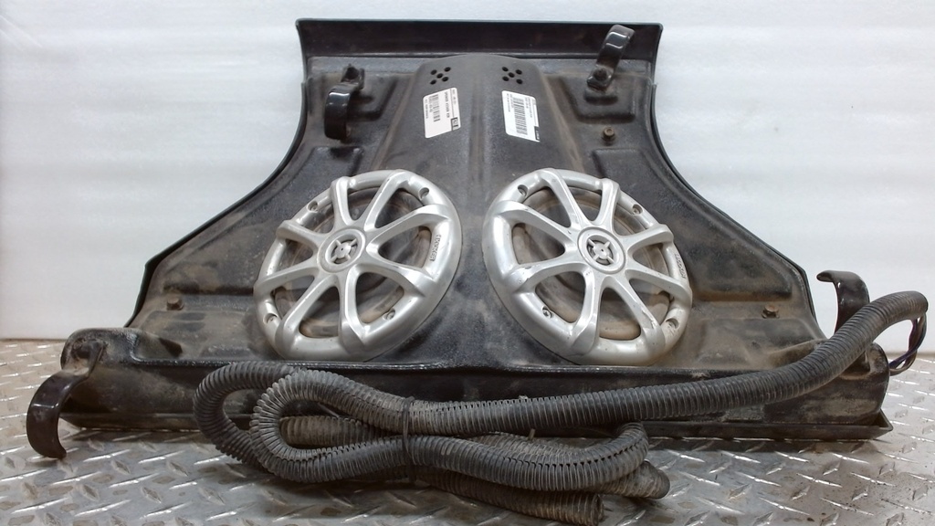 SPEAKER KICKER RZR