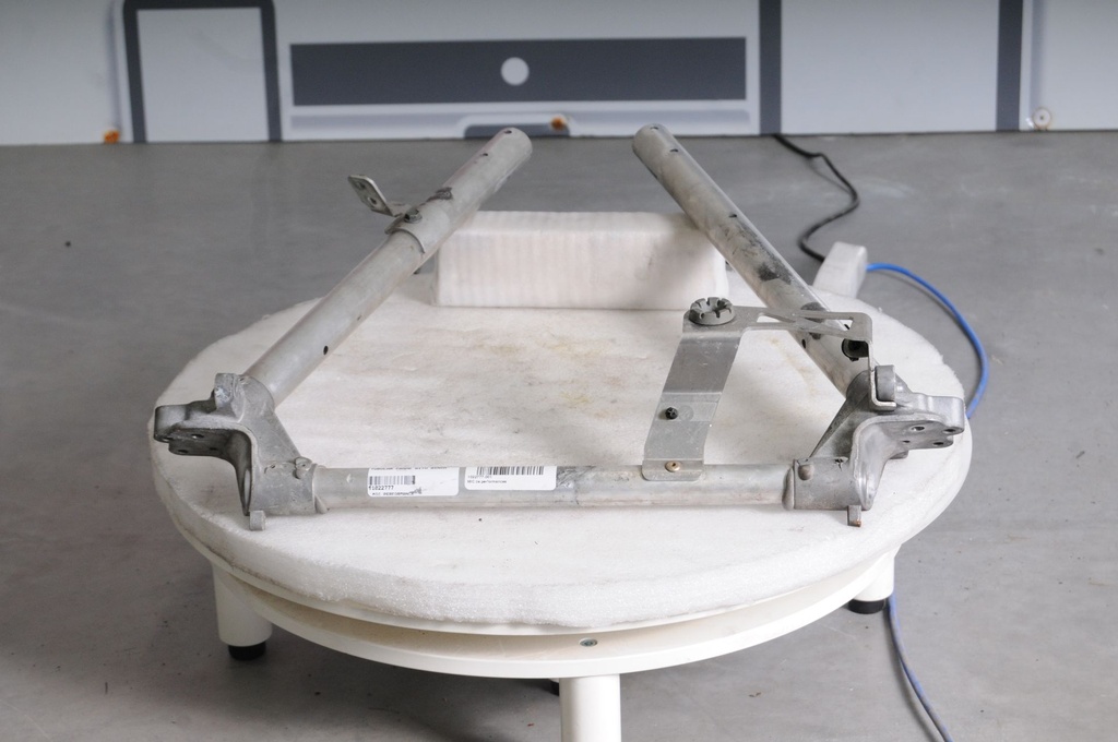 TUBULAR FRAME WITH WINCH MOUNT