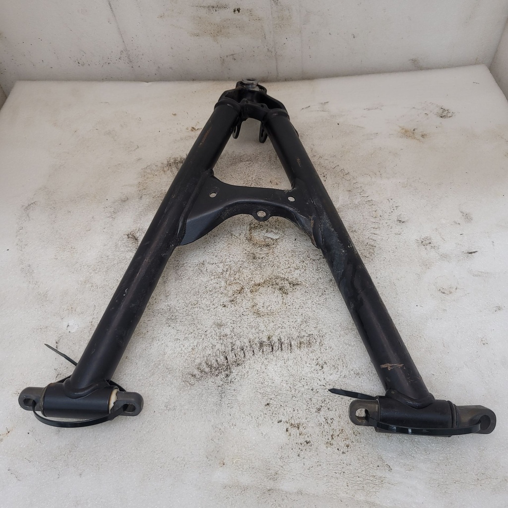 CONTROL ARM WELD LOWER RIGHT MT