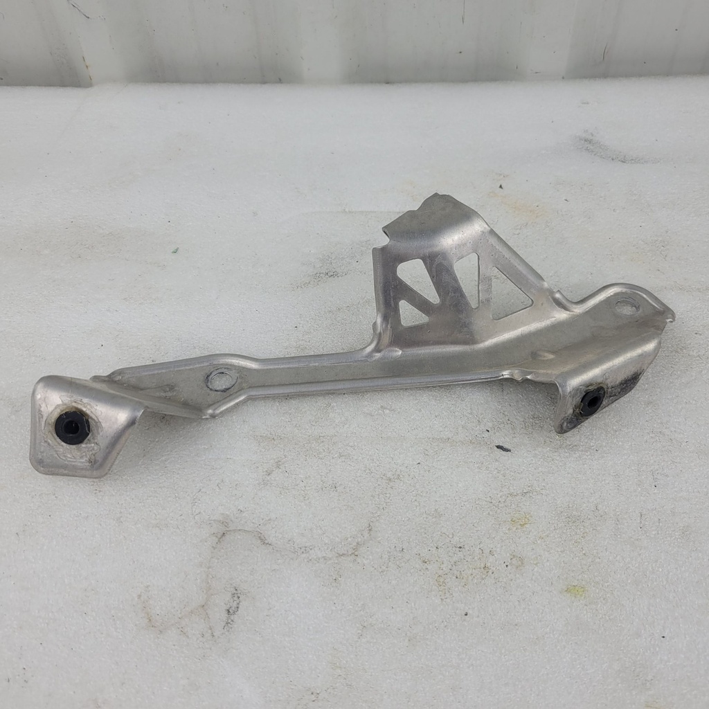 (new ref. 5706-251) bracket, speedometer gauge - left