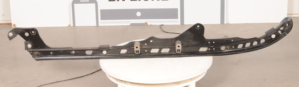 deep black, rail suspension 154 model deep black