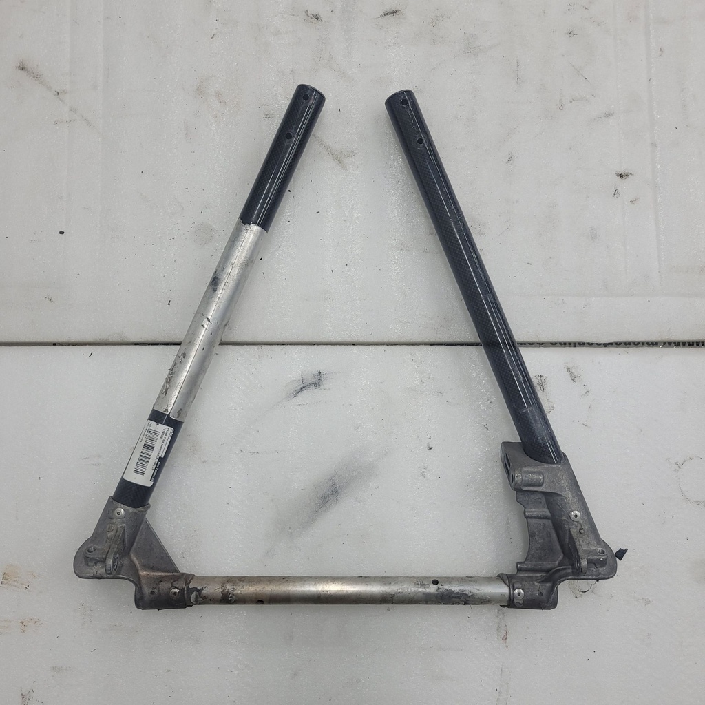 FRAME TUBE FRONT WELD, RMK, CF