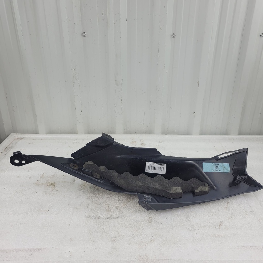 (new ref. 517307311) black, lh rear hood deep black