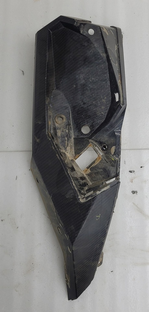 Black Carbon Fiber RH Front Fender