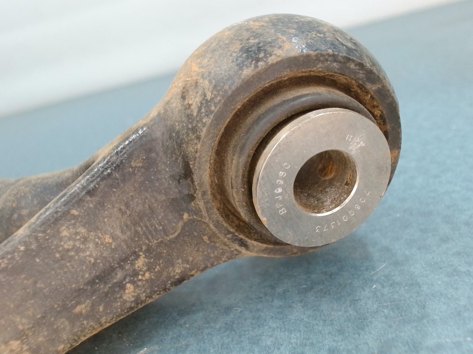 Black RH Rear Lower Arm Package XXC