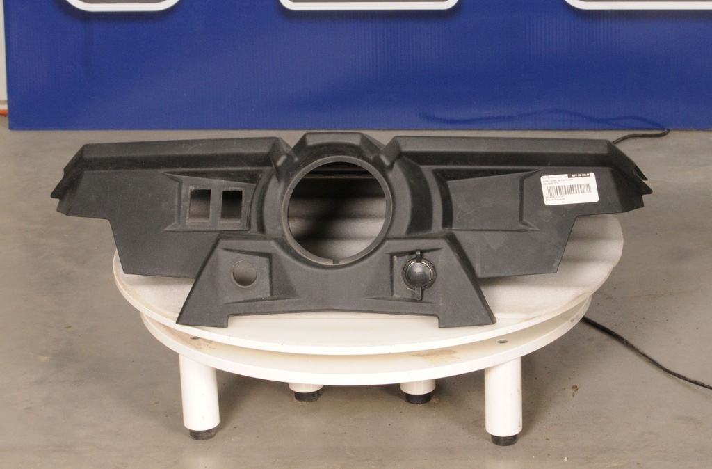 upper dash, gloss black