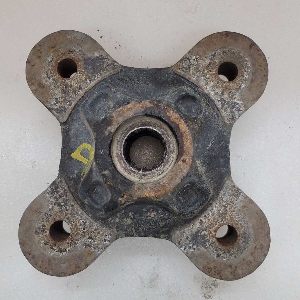 REAR WHEEL HUB, MEDIUM GLOSS BL