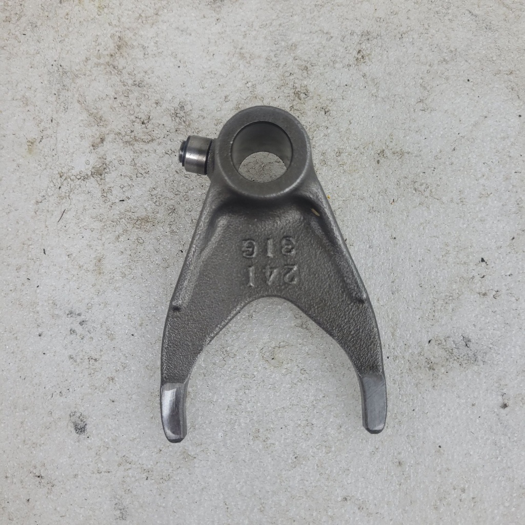 (new ref. 25240-31g10) fork, reverse gr shift