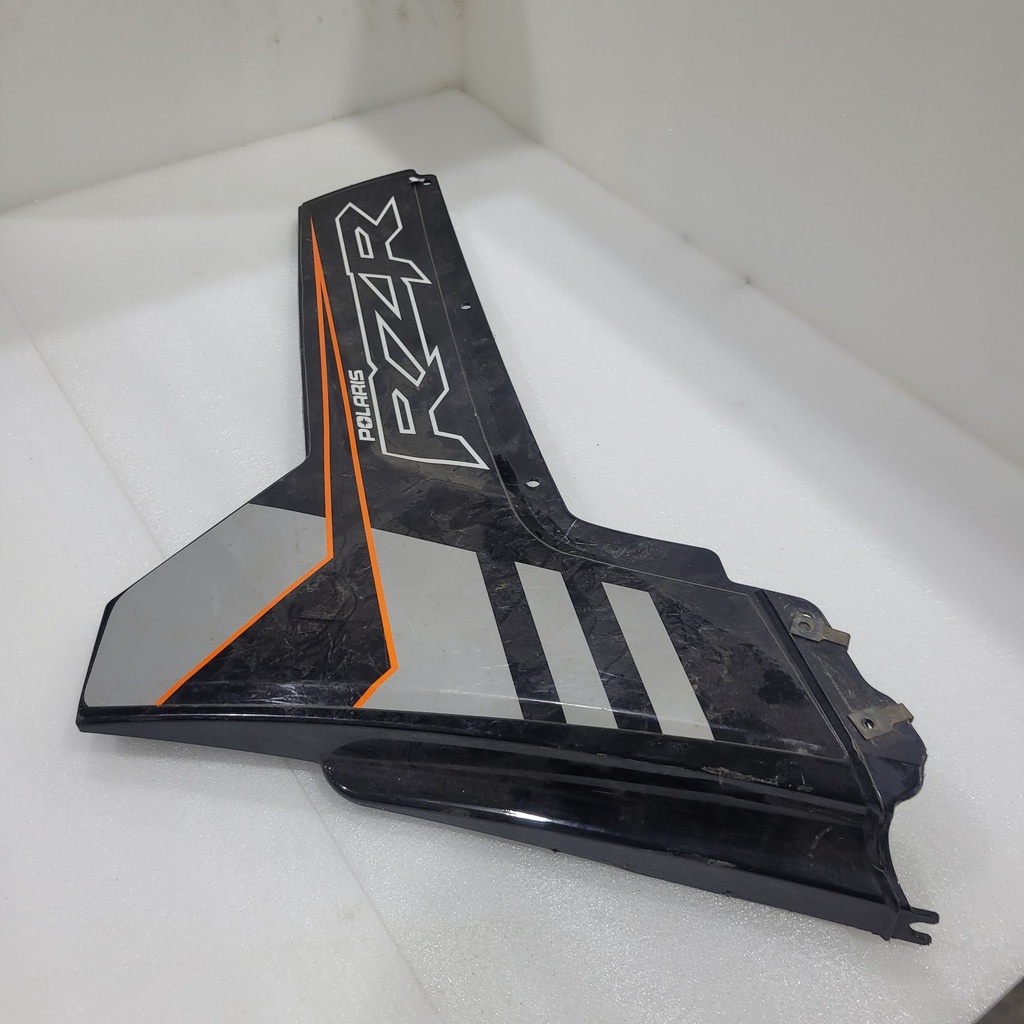 FENDER, REAR, LEFT, GLOSS BLACK