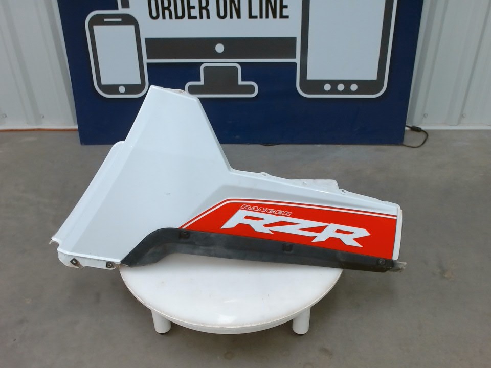 FENDER, REAR, LEFT, WHITE LIGHT