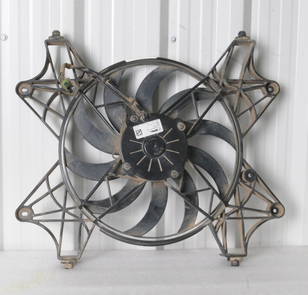 FAN ASSEMBLY