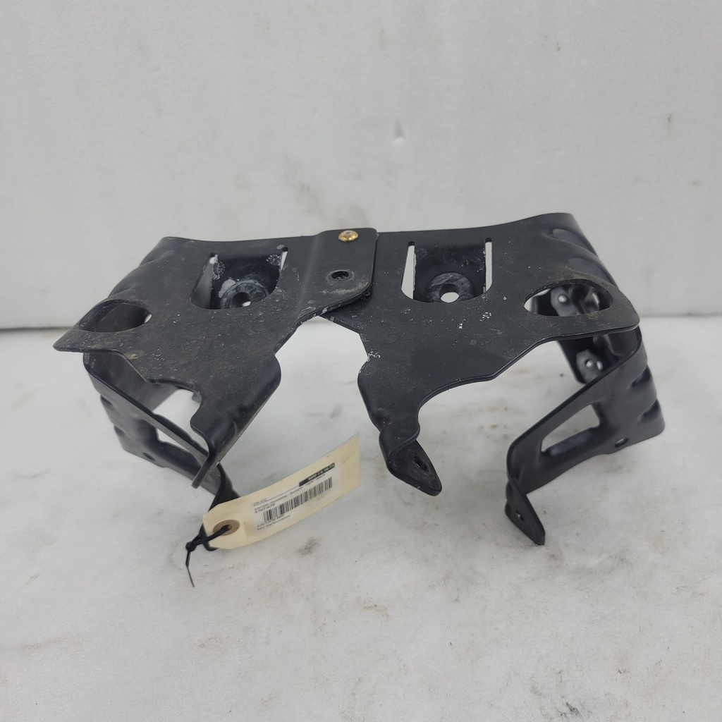 bracket, mounting - bumper - right - black