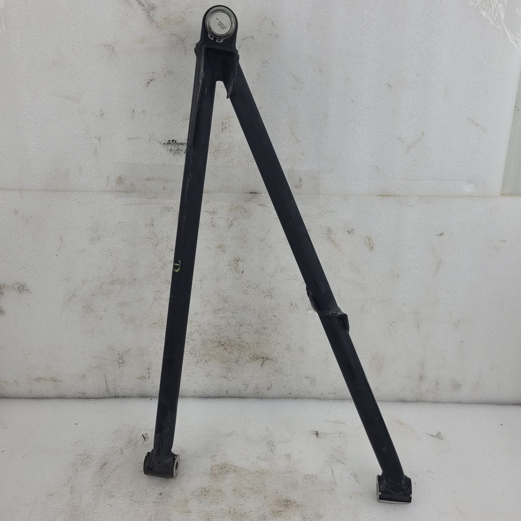 rh lower suspension arm