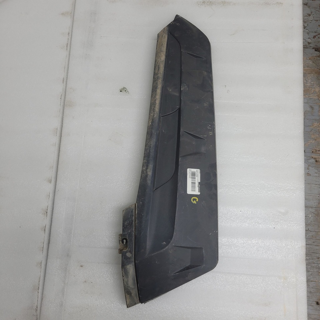 front fender flare(lh)