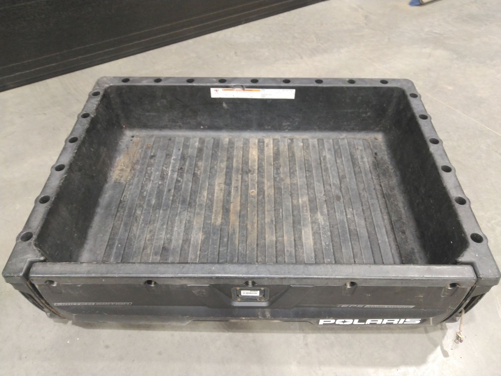 SHORT BOX, GLOSS BLACK