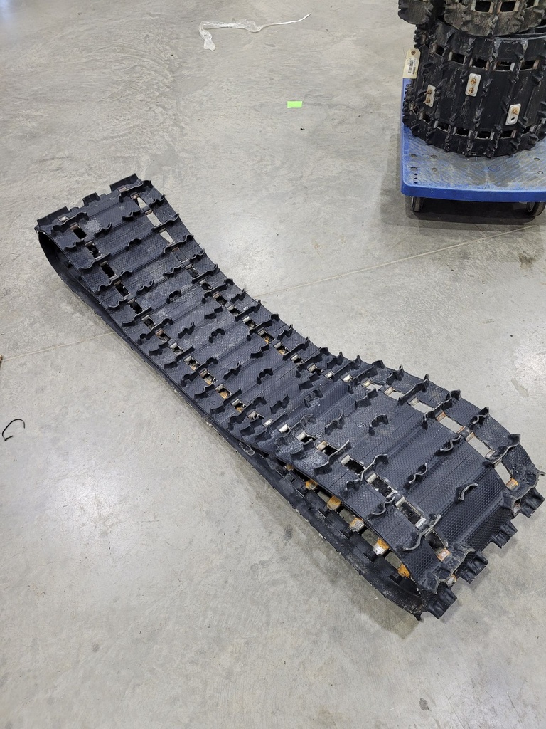 cobra track, 137 in x 1.352 in