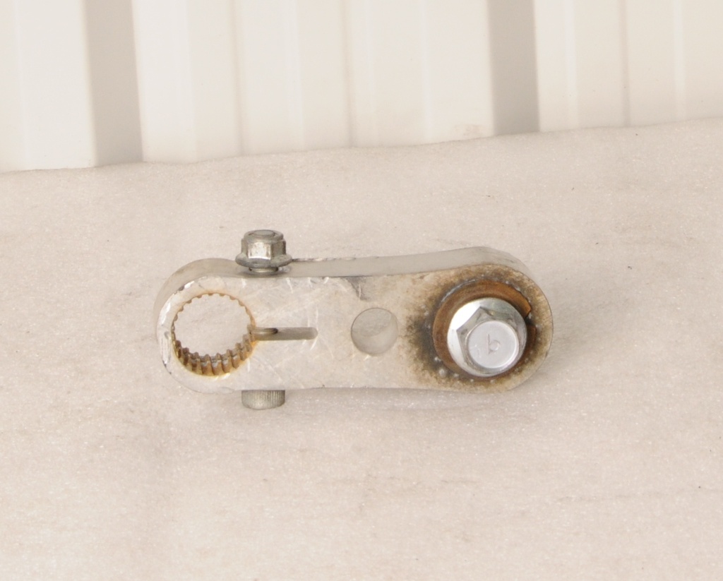 Arm, Rear Pivot 1