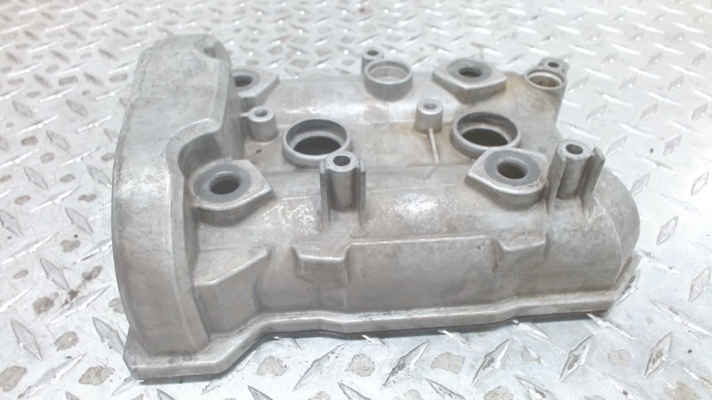 valve cover