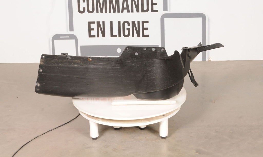 FENDER, LEFT HAND, GLOSS BLACK