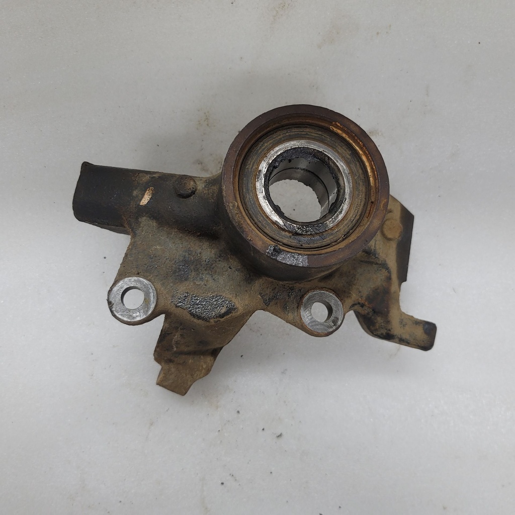 rh front knuckle