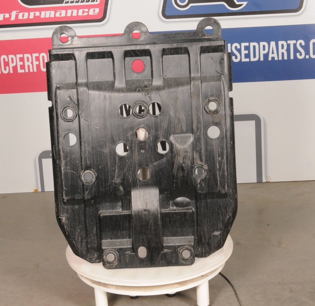 rear skid plate, gloss black