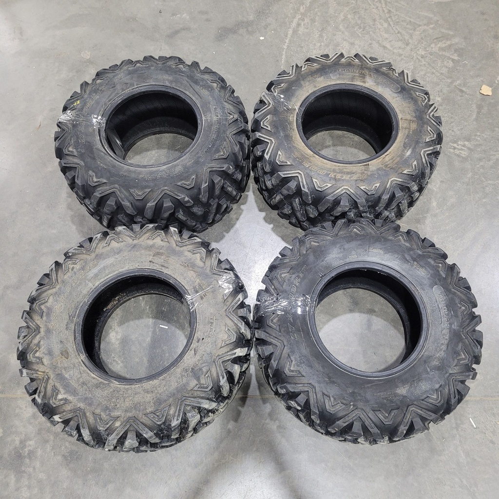 Set pneus 27X9-12 / 27X11-12 Usagé