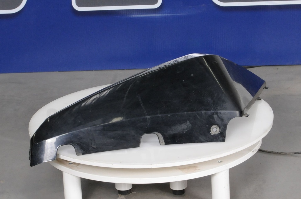fender,rear-lh gloss black