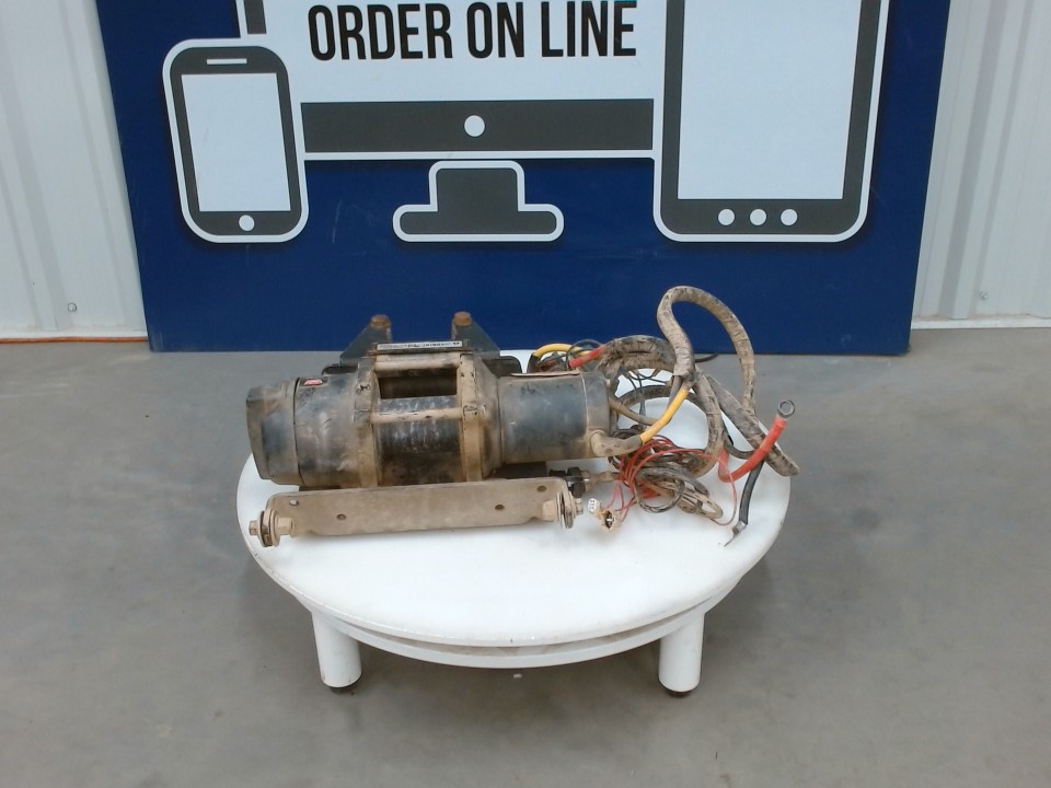 Winch 3500 Lbs Usagé