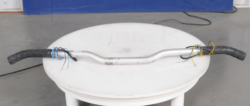 BAR-HANDLE INTEG HOOKS AL 25MM