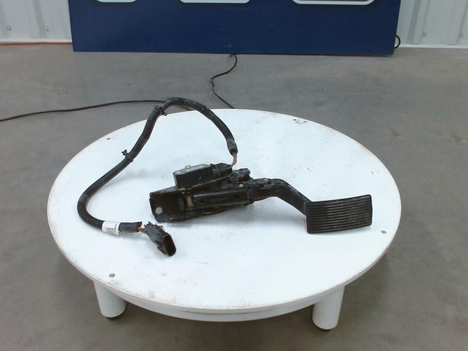 Throttle Pedal