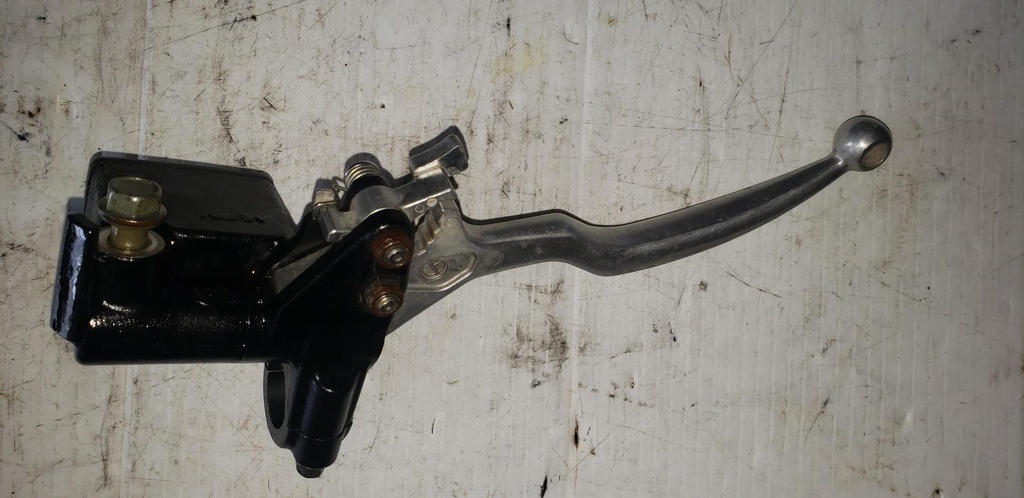 BOMBARDIER LH Front Master Cylinder - 705600845