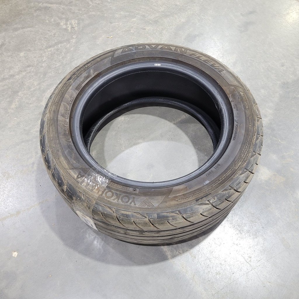 rear tire 205/65/15 - 81t