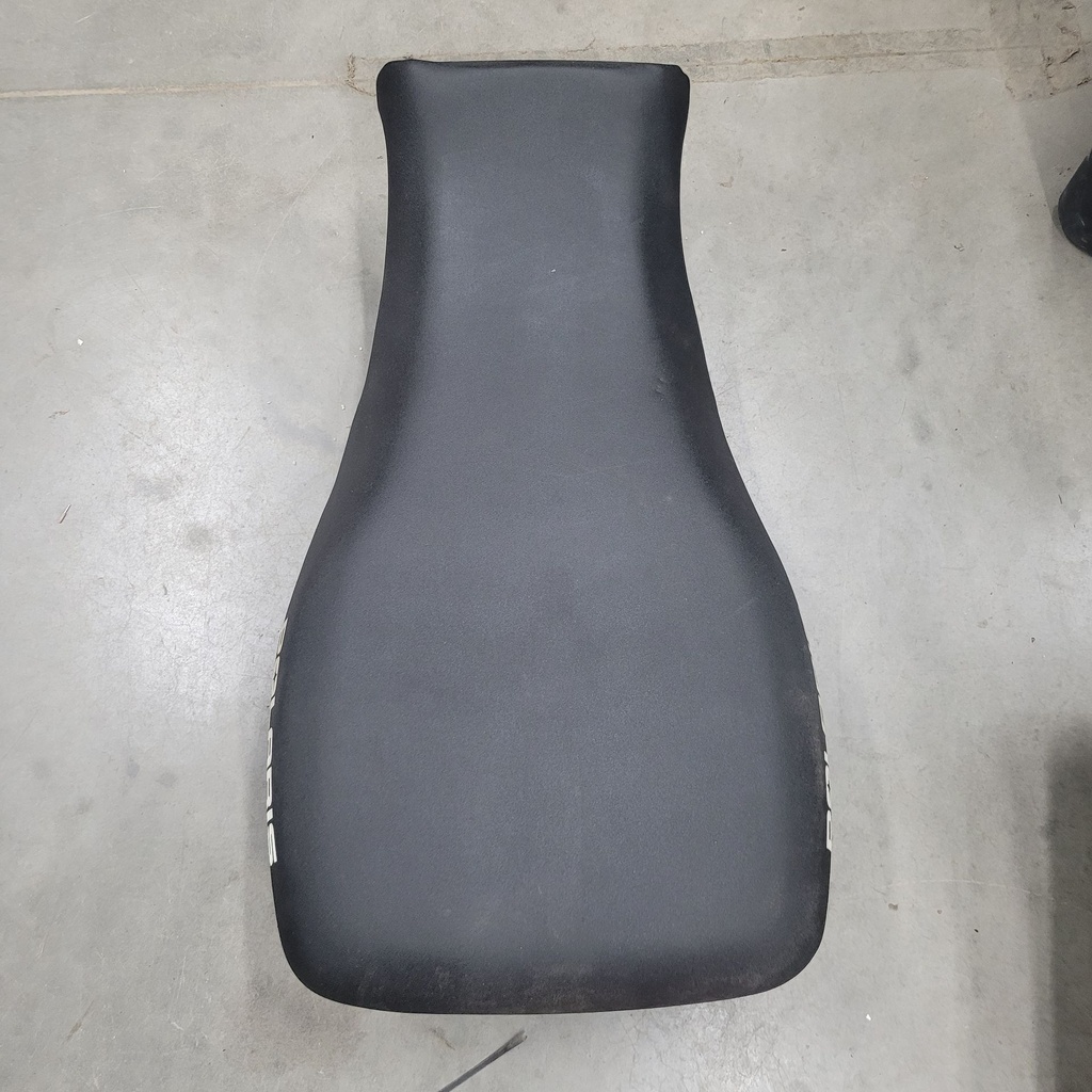 (new ref. 2686609-070) seat assembly, nylon, gloss bla