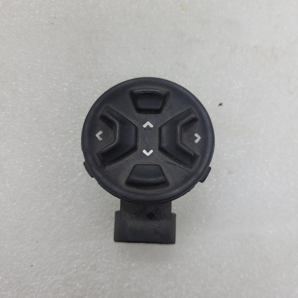 RH Passenger Radio Keypad