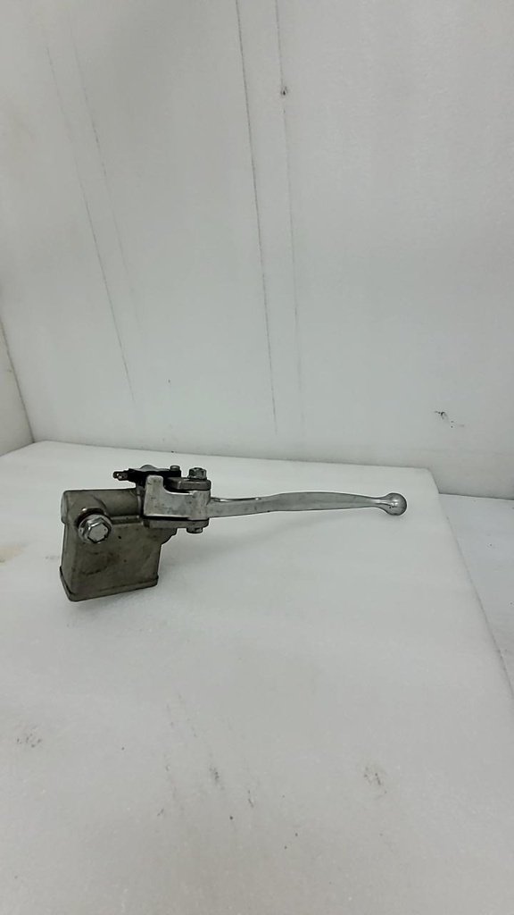 [B16F583T0000-001] Master Cylinder Assy (B16F583T0000-001)