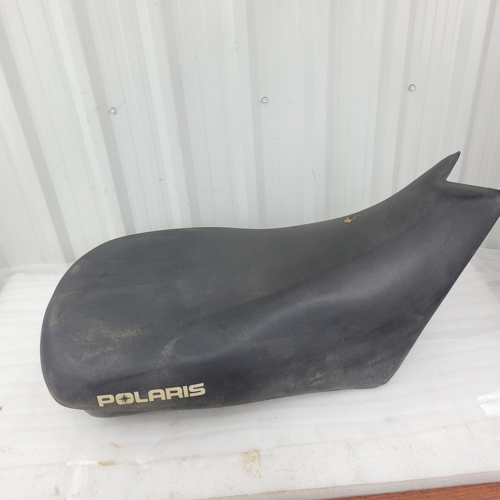 seat assembly, gloss black