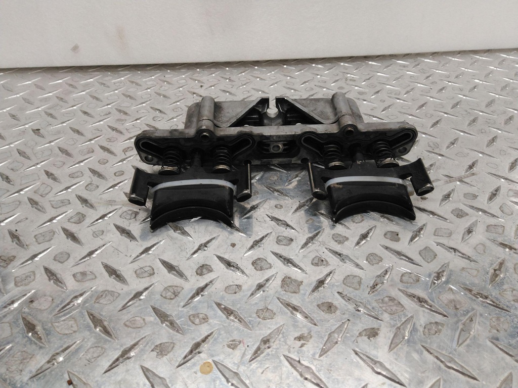 [1204992-001] exhaust valve base assembly