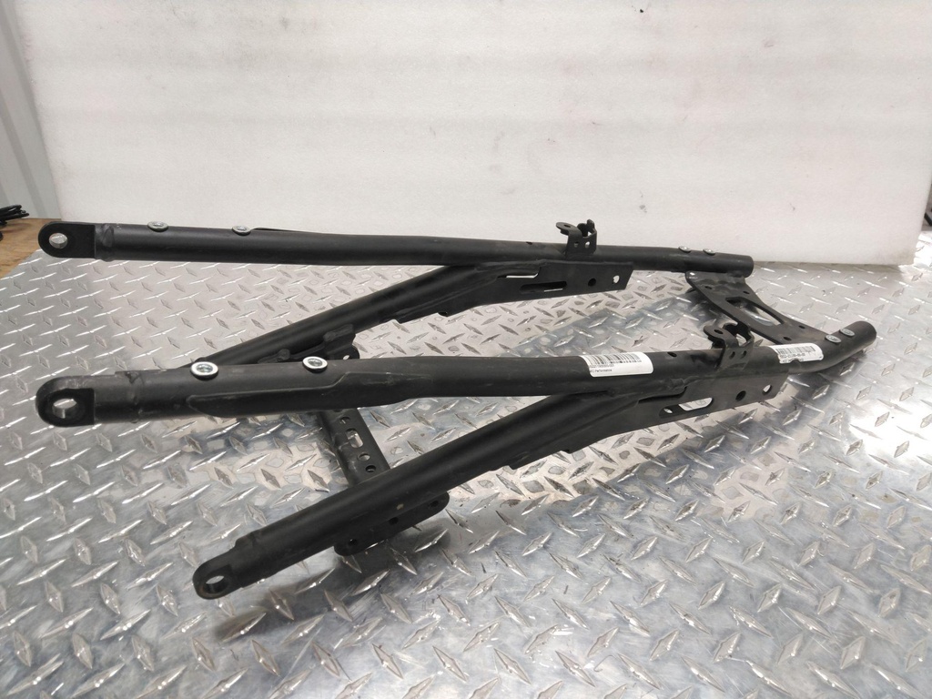 [BS2211900000-001] Rear Frame Comp
