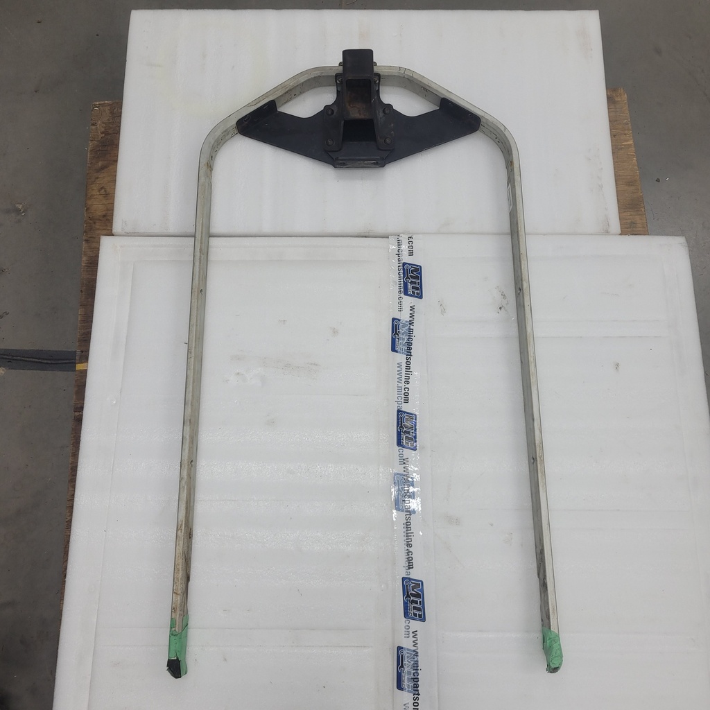 REAR HEAVY-DUTY BUMPER 24in