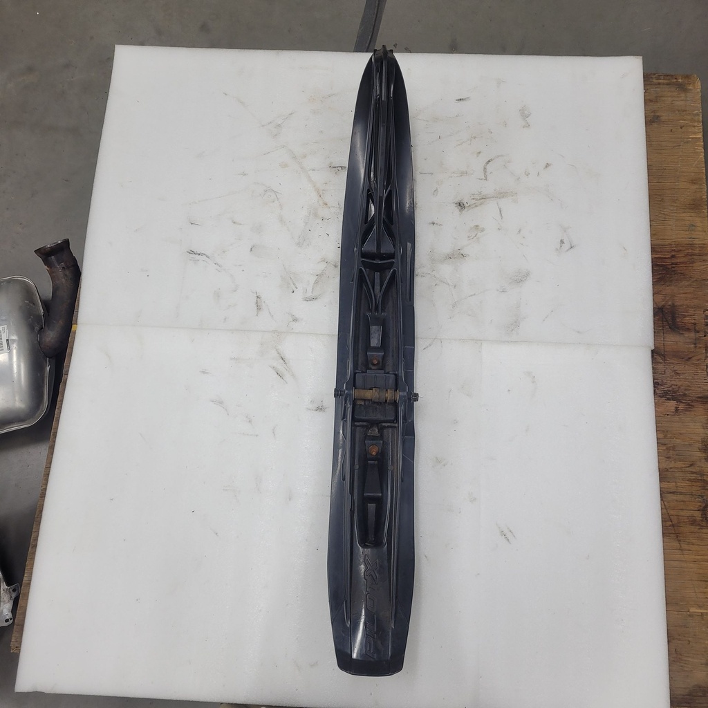 deep black, rh ski